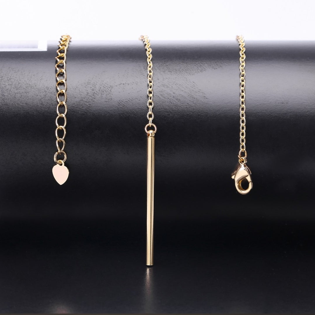 Collar con colgante de barra