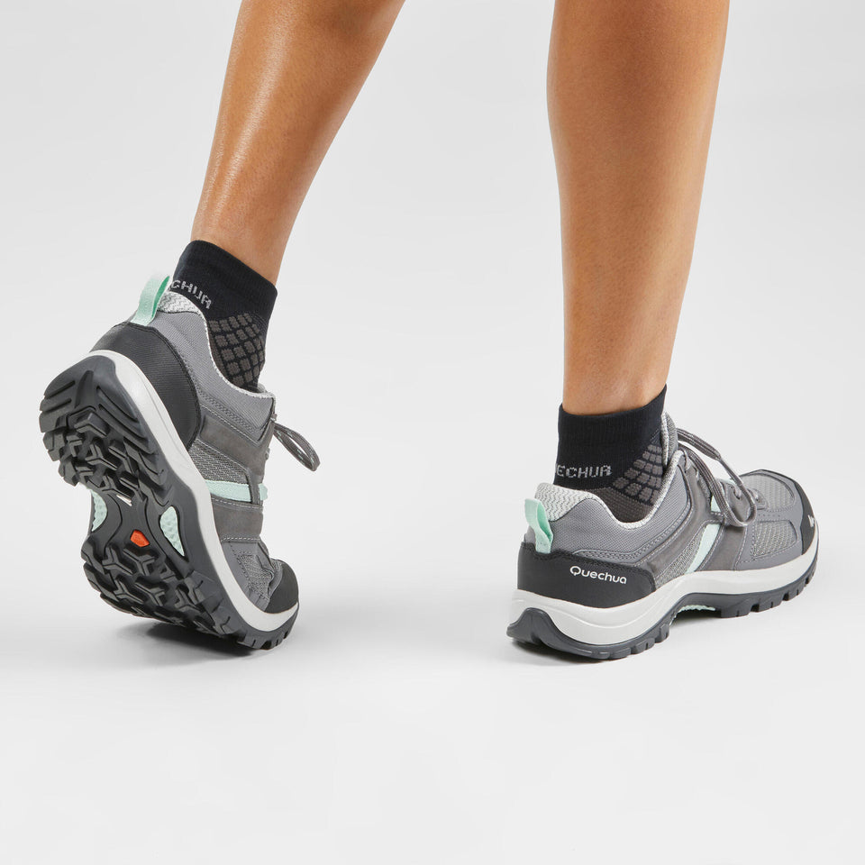 Zapatos para senderismo - mujer a prueba de agua - Quechua
- Talla 9 (queda 8.5) - Nuevos