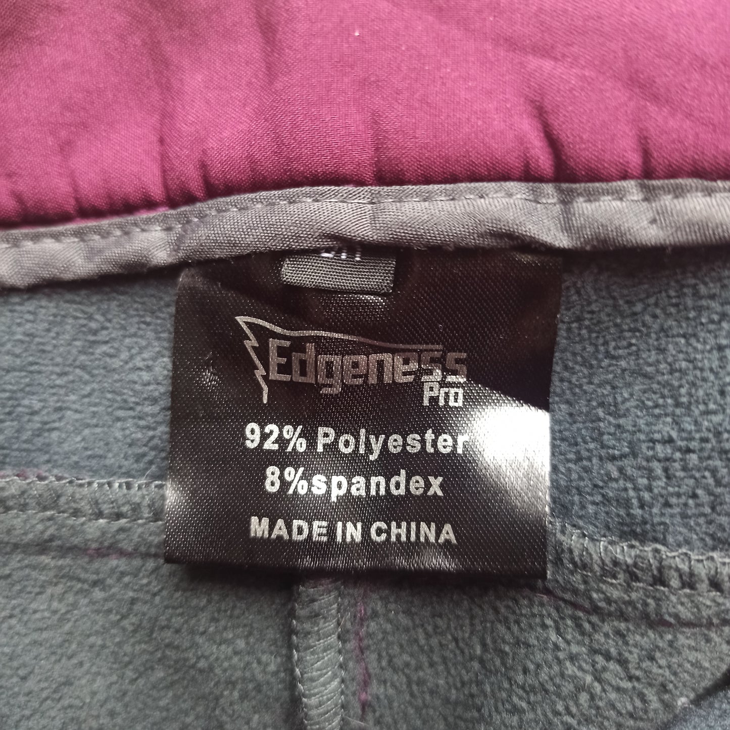 Pantalón Edgeness Pro con forro interno Fleece- Talla 6R